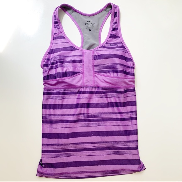 Nike Dri-Fit Built-in- Bra Performance Tank Small - Picture 1 of 8